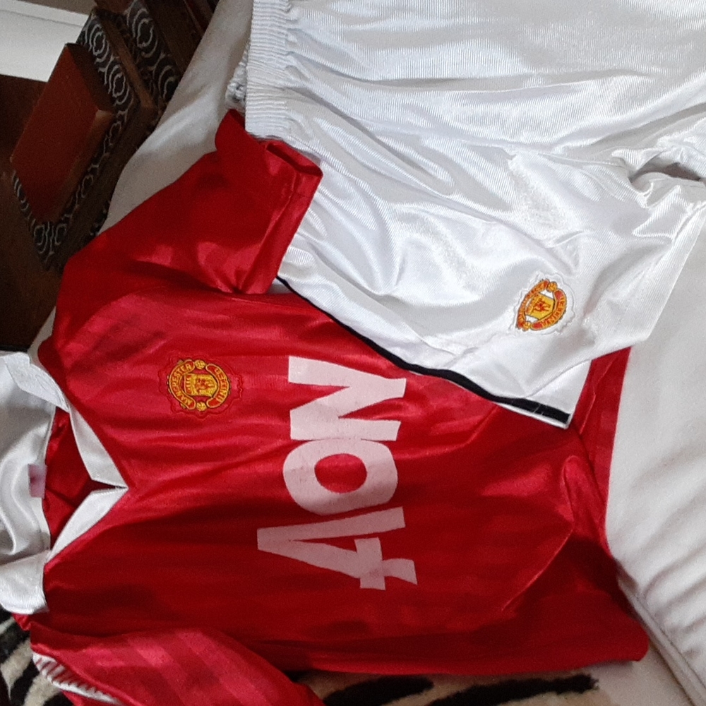 Boys S Manchester United Soccer Kit